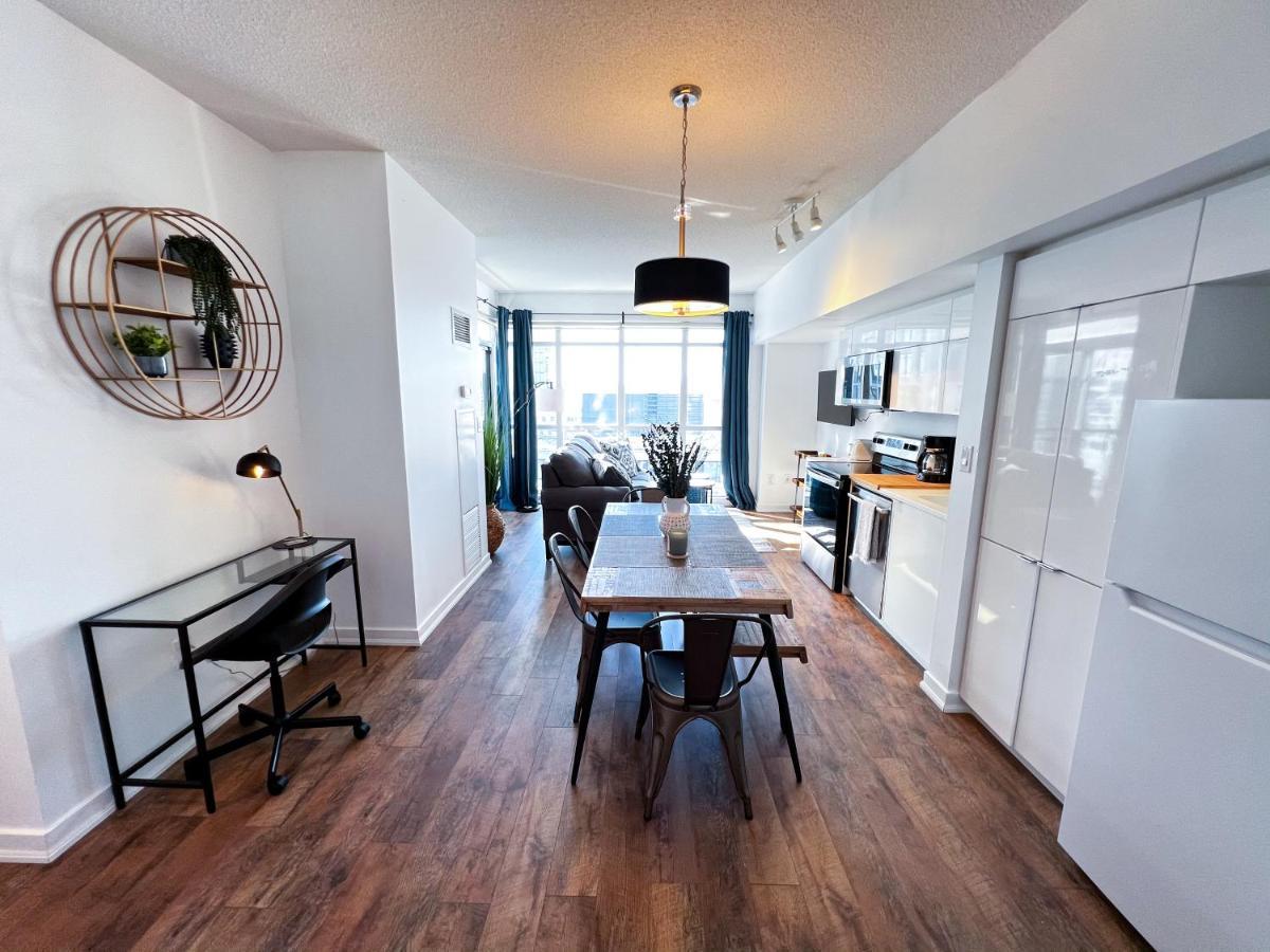 Simply Comfort. Elegant Apartments Dan Lecki Торонто Экстерьер фото