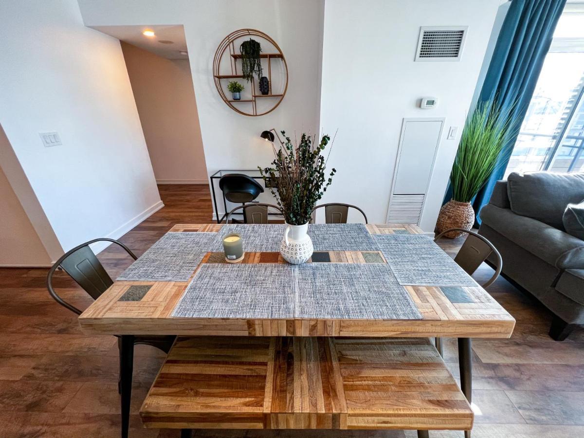 Simply Comfort. Elegant Apartments Dan Lecki Торонто Экстерьер фото