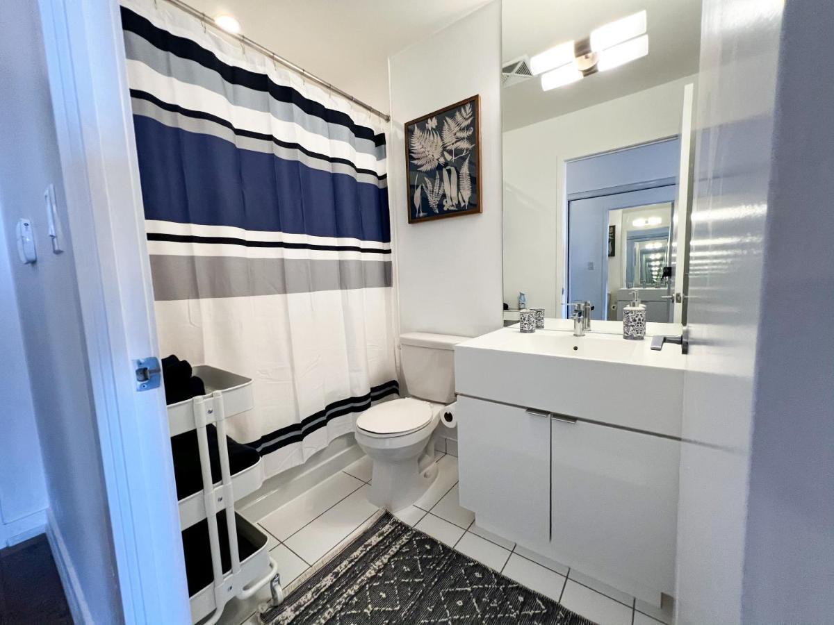 Simply Comfort. Elegant Apartments Dan Lecki Торонто Экстерьер фото